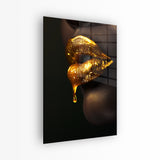glasschilderij-goud-druipende-lippen
